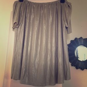 Fleur Elise. Color Gold